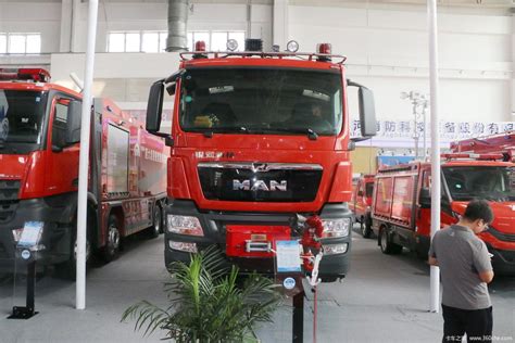 【图】2015消防展中国一汽森林消防车展台_卡车之家