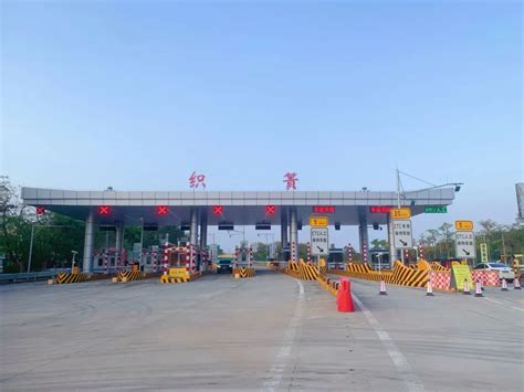 济南6个高速收费站推行复式收费，通行效率提高了2倍_凤凰网