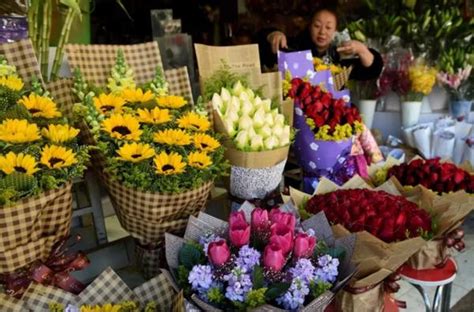 鲜花体验店、自助售卖机……鲜花场景式营销强势来袭_市民