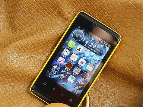 华为Y3二代发布：旗下首款Android Go手机 | 爱搞机