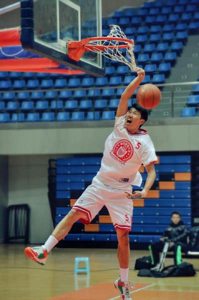 男篮征战2015江苏省高校篮球联赛