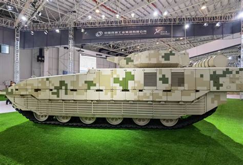 珠海航展现场：VN20重型步兵战车首次实车亮相_新浪图片
