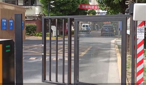 小区消防门上面带门禁的小门是否可以作为便民通道 - e线民生 - 荆州新闻网