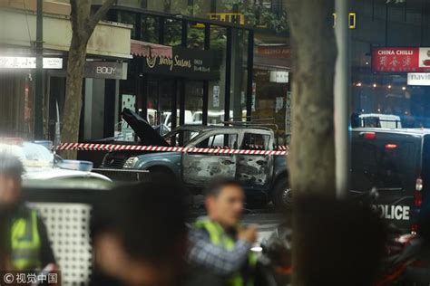 澳大利亚墨尔本一男子持刀伤人致3伤 嫌犯被捕_手机新浪网