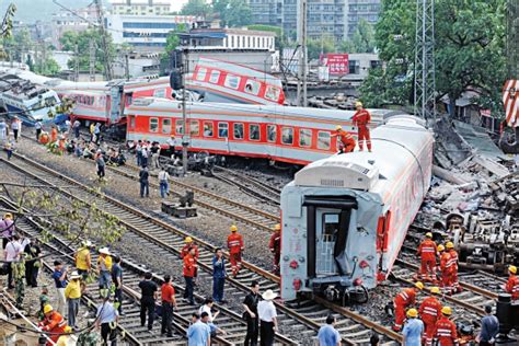 郴州火车相撞与铁路的安全链（2009年，6月）_三联生活周刊
