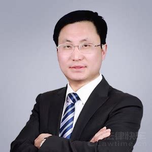 深圳第1万名律师出炉 每两千人可享受一位律师服务_手机新浪网