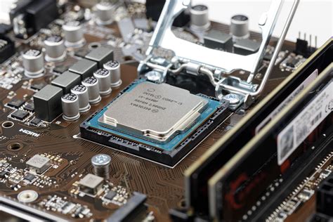 国产7nm桌面CPU要来了？架构来自AMD 年底流片__财经头条