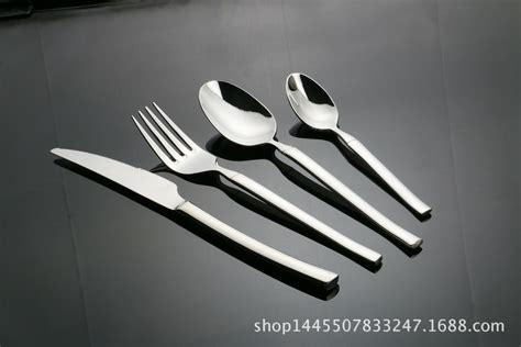 不锈钢刀叉勺西餐餐具厂家批发全系列圆勺子定制LOGO甜品勺长柄勺-阿里巴巴