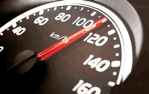仪表显示120码,那么实际车速是多少?不知道的话,跑高速小心被扣分_搜狐汽车_搜狐网