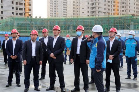 中国二十冶承建的武钢一四烧结项目120米烟囱封顶
