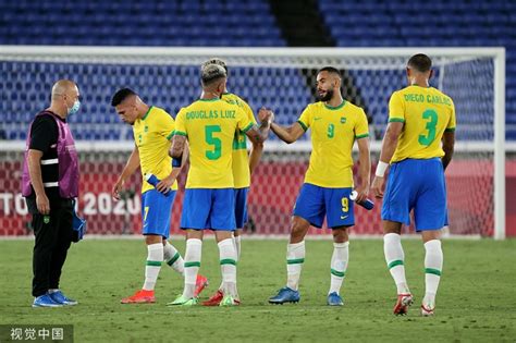奥运男足-巴西4-2胜德国开门红 神锋帽子戏法_手机新浪网