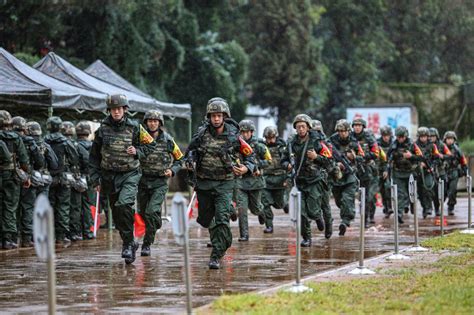 武警云南总队机动某支队开展2022年度建制班比武(组图)-特种装备网