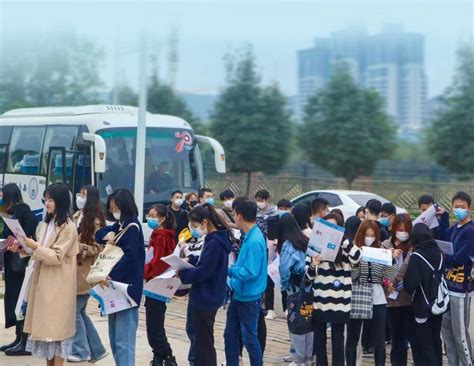 测绘学院成功举办“花样年华，快乐女生节”活动-河南理工大学测绘与国土信息工程学院