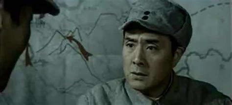 《亮剑》：从攻打平安县一战看，谁才是真正优秀的指挥官？