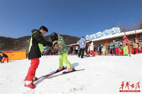 冬游张家界又有新去处 七星山滑雪场激情开板 - 策游 - 新湖南