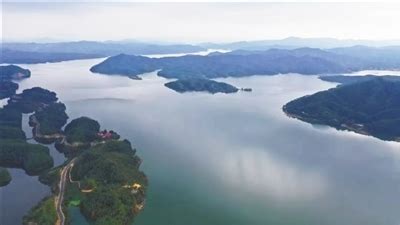 《中国环境报》江西万安湖：一湖清水挹翠来 | 龙南市信息公开