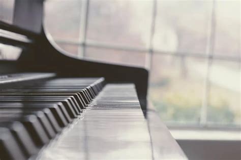 初学钢琴，到底应该怎么练「手指基本功」？ - 知乎