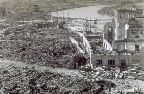 老照片：1945年被原子弹轰炸后的日本广岛，满目疮痍 - 派谷照片修复翻新上色