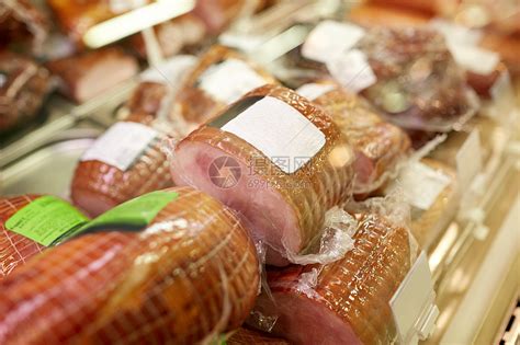 肉类猪肉产品介绍通用PPT模板下载_产品介绍_图客巴巴