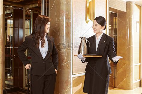 酒店服务员欢迎形象高清图片下载-正版图片501704691-摄图网