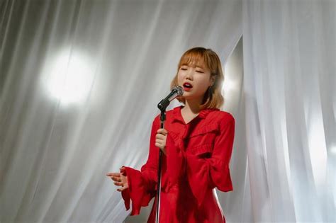 李秀贤诠释真人版《花木兰》韩版OST！歌曲MV24小时观看次数突破25万-新闻资讯-高贝娱乐