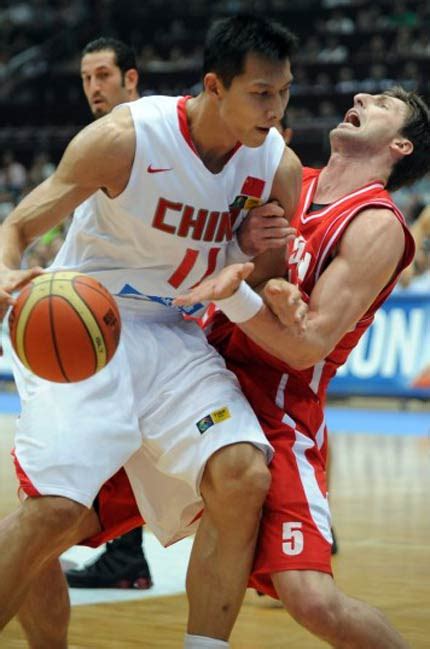 昆山国际男篮锦标赛 中国队78比72胜波多黎各队_新体育网