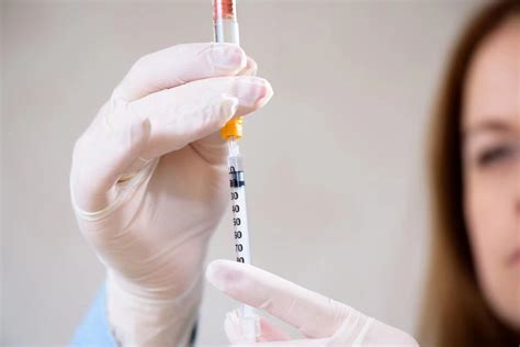 45岁也能打！九价HPV疫苗扩龄，专家称国产获批至少还需3年-新闻频道-和讯网