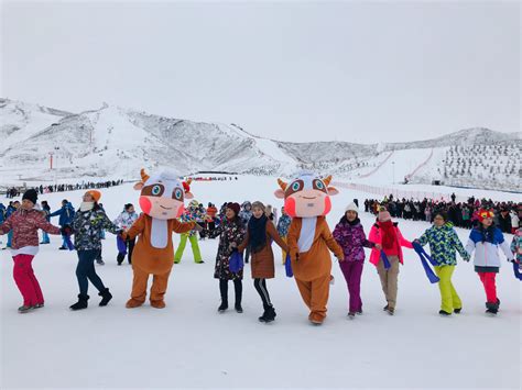 新疆阿勒泰：雪域巡边-人民图片网