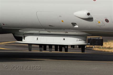 【C919飞机与A320、B737飞机】 1）“大飞机”一般定义为起飞重量超过【100吨】的运输类飞机，包括军用大型运输... - 雪球