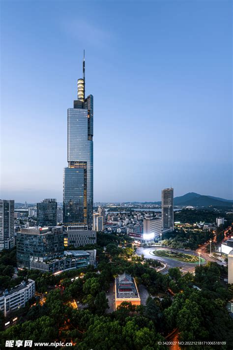56层、高268米的地标建筑！绿地紫峰大厦---SOM-搜建筑网