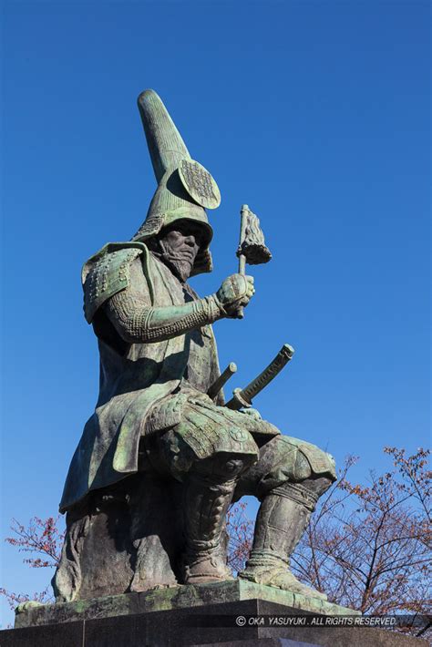 熊本城の写真：加藤清正公像[シュウイチ100％さん] | 攻城団