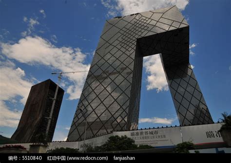 M8手机拍摄的一组建筑照片“中国新保利大厦”“中央电视台新址“奉献给大家。-综合讨论-魅族社区