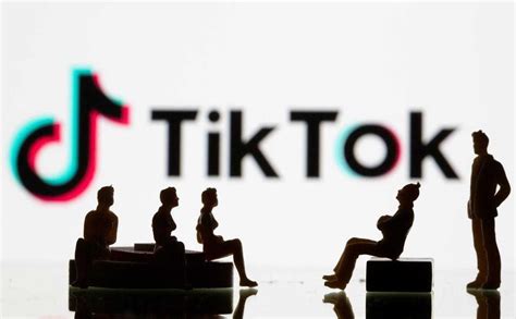 特朗普：收购TikTok要给政府“回扣” 不卖就必须关闭__财经头条