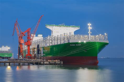 海上巨无霸！中国首艘全球最大超大型集装箱船交付-中国通用机械工业协会