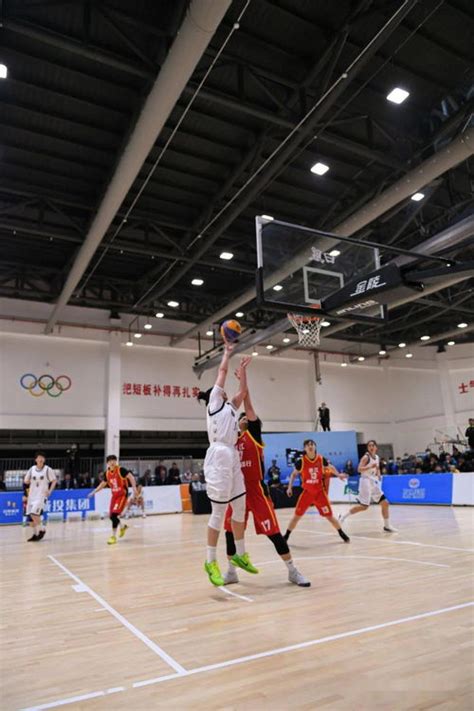 裁判团队：中国篮球裁判界的“国家队”_腾讯视频