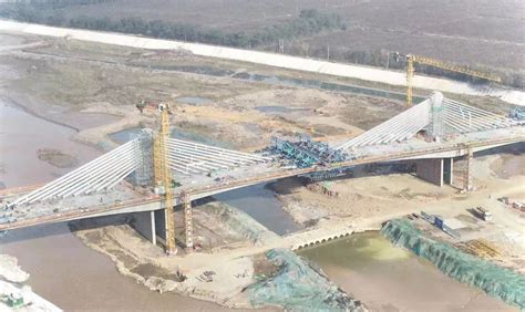 甘肃（天水）国际陆港市政基础设施项目渭河五号矮塔斜拉桥顺利合龙 - 陆港新闻 - 甘肃（天水）国际陆港