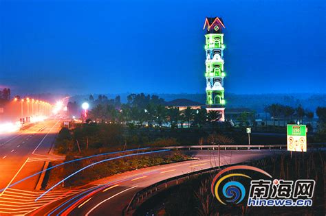 海南西线高速再添景观——儋州钟楼-新闻中心-南海网