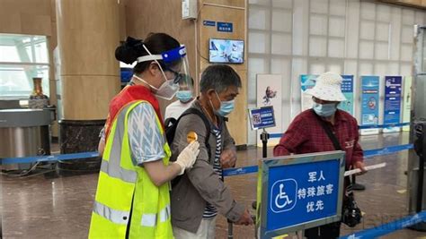 克拉玛依机场适老服务让老年人乘机出行更便捷-中国民航网