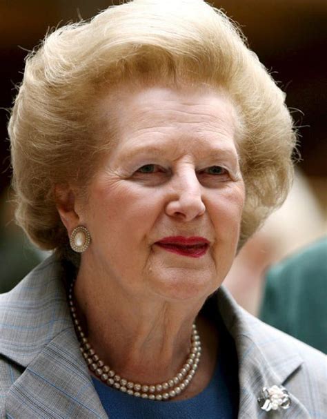 英国最年轻女首相！47岁特拉斯成为英国第三位女首相：毕业于牛津大学，曾在戏剧中扮演撒切尔夫人_手机新浪网