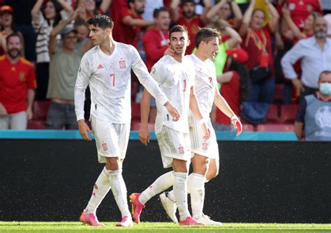 队史首次，西班牙连续两场欧洲杯进球数至少达到3球_PP视频体育频道