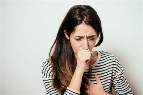 总是咳嗽是怎么回事 找对原因让你对症下药_伊秀健康|yxlady.com
