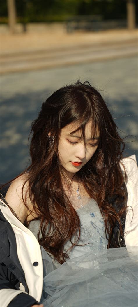 美女蛇Lila图片