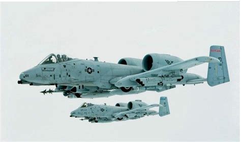 美国空军急着淘汰A-10，腾出近千人转向五代机_大军事网