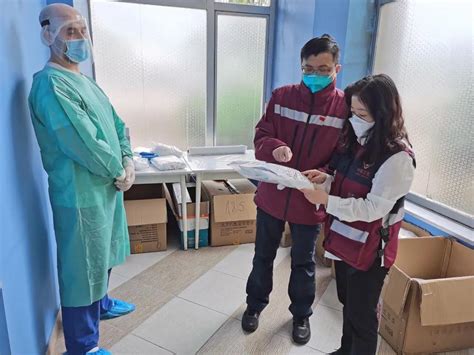 中国派出医疗专家组6人赴塞尔维亚，从广州出发