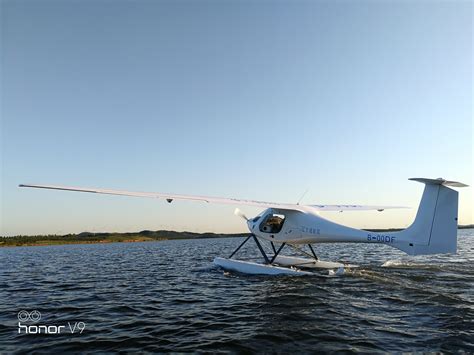 RX1E-S双座电动水上飞机-辽宁通用航空研究院