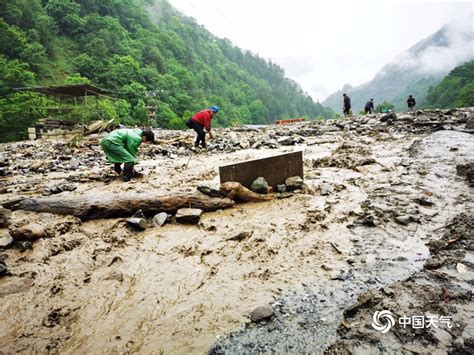 持续强降雨致云南怒江贡山县发生泥石流灾害-高清图集-中国天气网