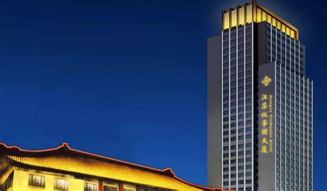 上海和平饭店 Fairmont Peace Hotel，地理位置优越|外滩|酒店|奢华_新浪新闻