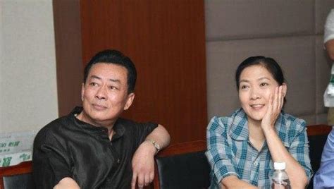 演员王诗槐，和前妻离婚后，和初恋女友再续前缘