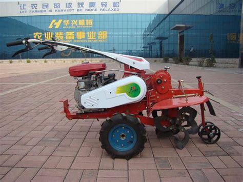 厂家供应新款中耕施肥机 玉米大豆除草追肥一体机 追肥器-阿里巴巴