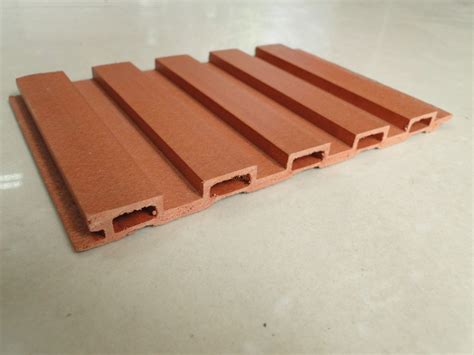 泳池木塑地板的应用有哪些?云南木塑地板公司来分析_云南中信塑木制造厂